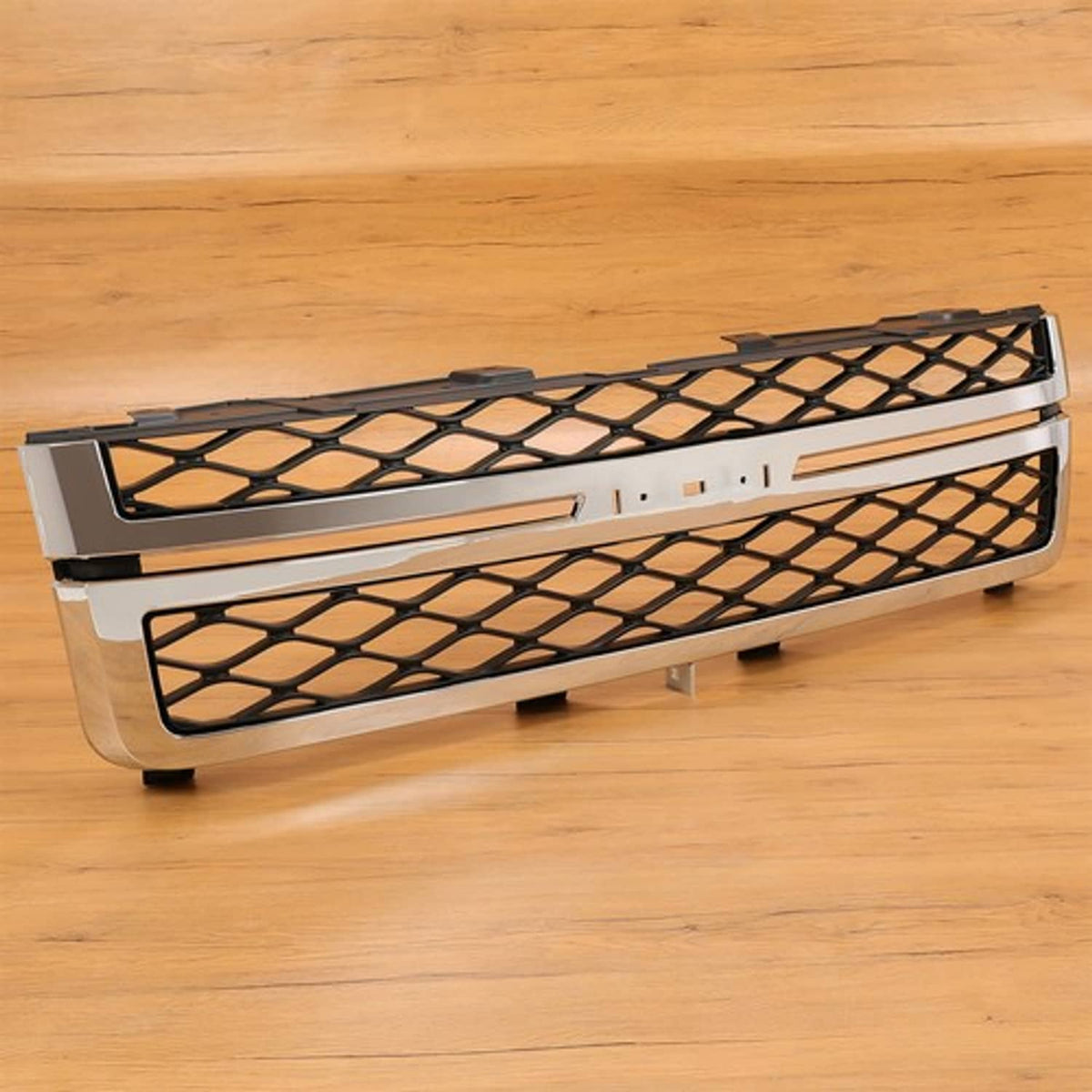 Solid Spare Grille Assembly For 2011-14 Silverado 2500 HD Silverado 3500 HD Black and Chrome