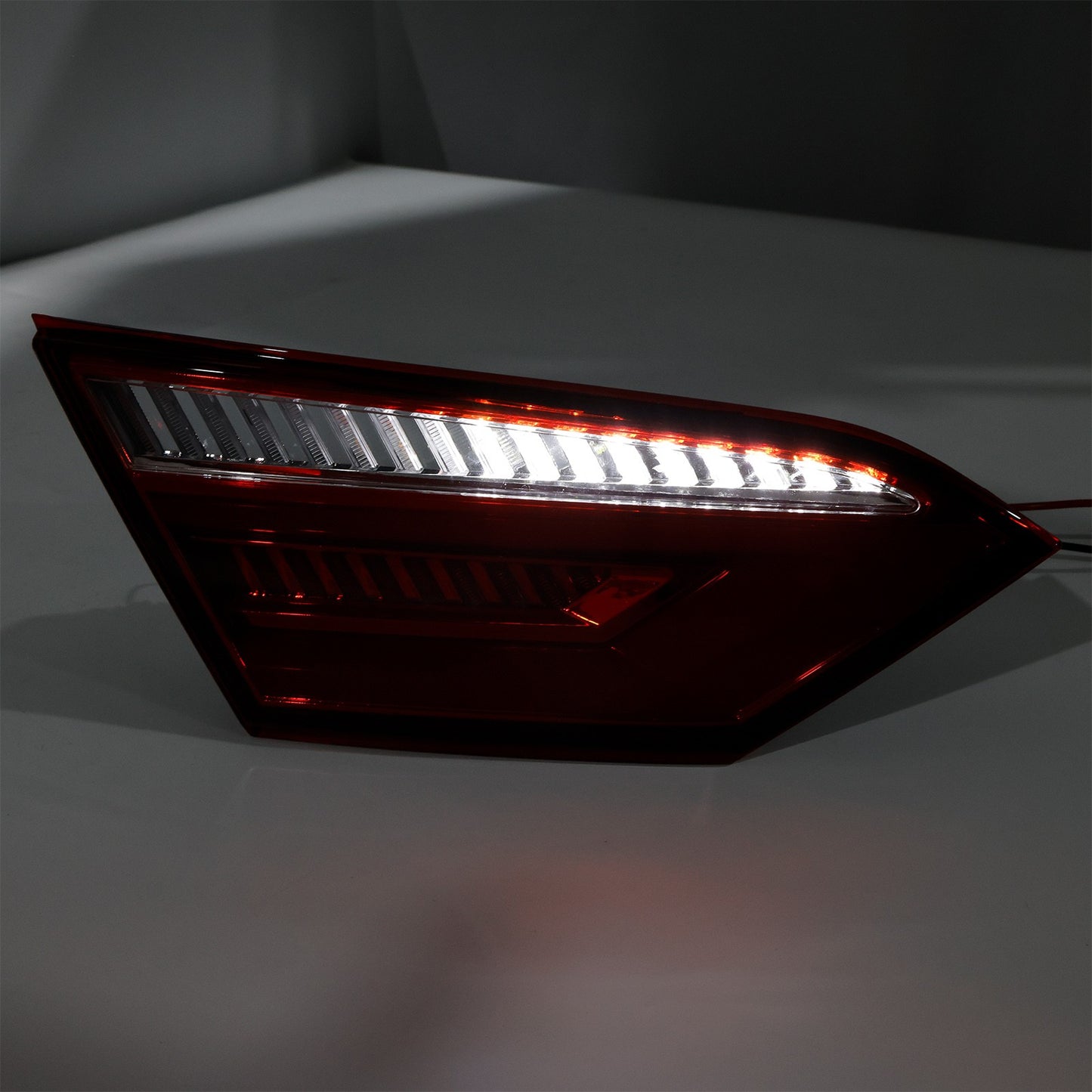 Left+ Right Red Rear LED Brake Tail Lights For Toyota Camry Sedan 4DR 2016-2021