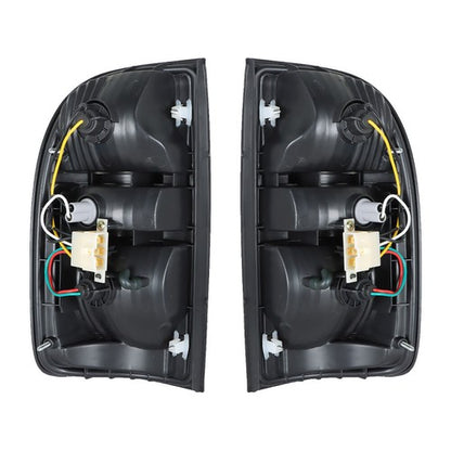 Solid Spare For Toyota Tacoma 2001-04 Pair Right+Left Side Incandescent Tail Lights Assembly