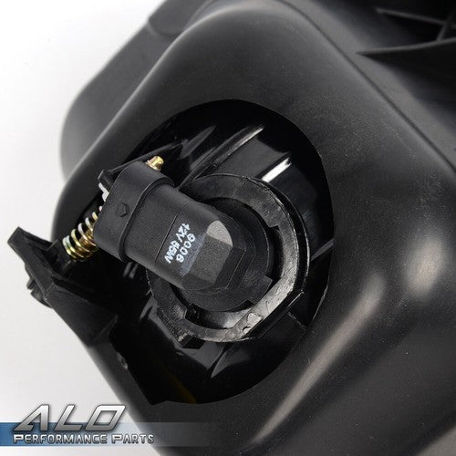 Solid Spare Fit For 2003-2006 Chevy Silverado Avalanche Yellow Lens Bumper Fog Lights Lamps