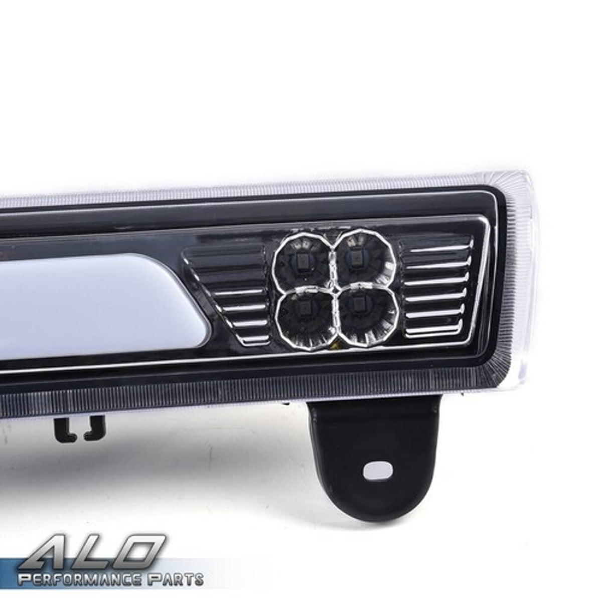 Solid Spare Fit For 2000-2006 Chevy Suburban Tahoe GMC Yukon LED 3rd Brake Light Cargo Lamp