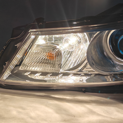 FIT 2010-2013 Buick LaCrosse HID/Xenon Headlight Headlamp LH 22743218 W/bulbs