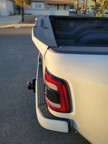 Solid Spare Rear Tailgate Spoiler For 09-21 Dodge Ram 1500 Classic 2500 Replace For CH06A16