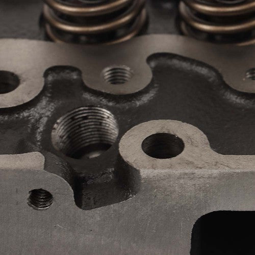 Solid Spare New Complete Cylinder Head Fit For Bobcat Kubota V2203 V2203T V2203E V2203B