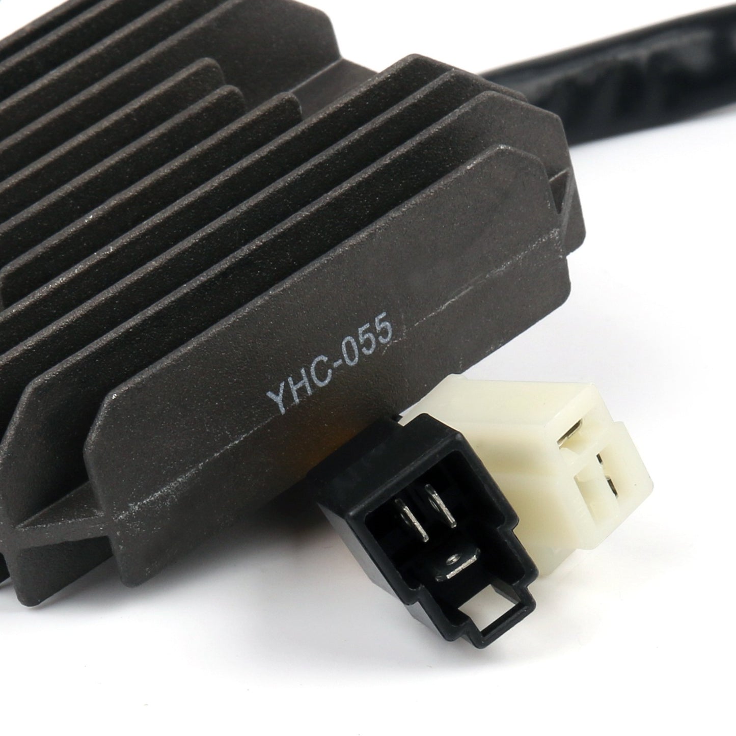 Regulator Rectifier for Suzuki 800 VZ800 Marauder 1997-2004 32800-45C01