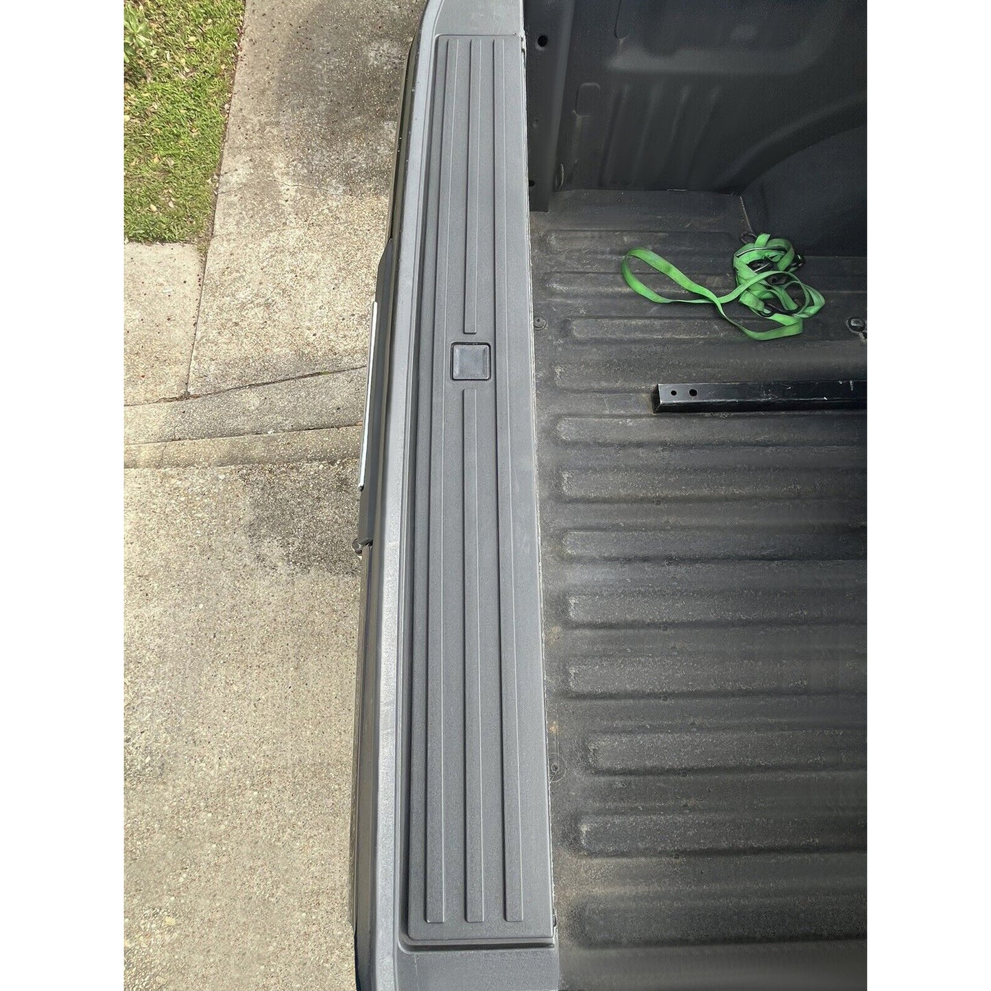 Solid Spare For 2015-2019 Ford F-150 Tailgate Moulding Cover With Flexible Step FL3Z9940602B