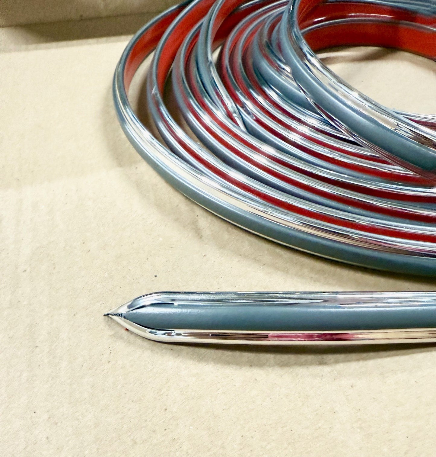 Vintage Style 5/8" Gray & Chrome Side Body Trim Molding - Formed Pointed Ends