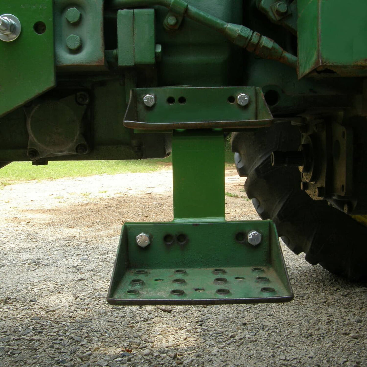 Solidspare Step Extension W/Mounting Bolts For John Deere 2510 2520 3010 3020 4010 4020