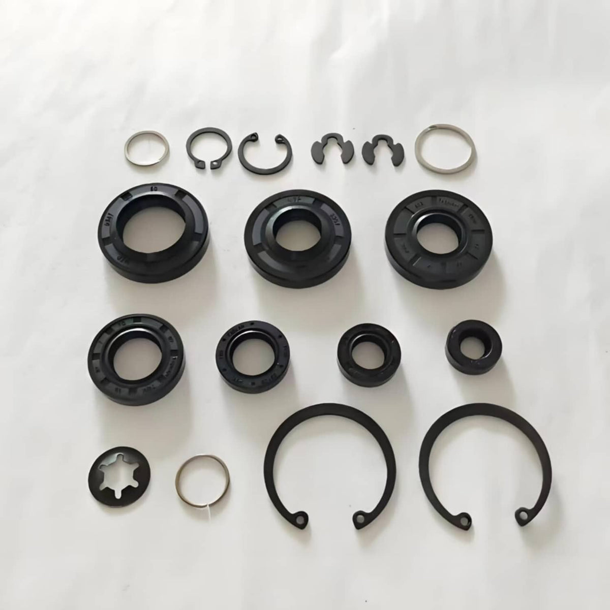 Solid Spare For Hydro-Gear 70853 Lawn Mower Seal Kit and Overhaul Rebuild Retaining Ring Kit