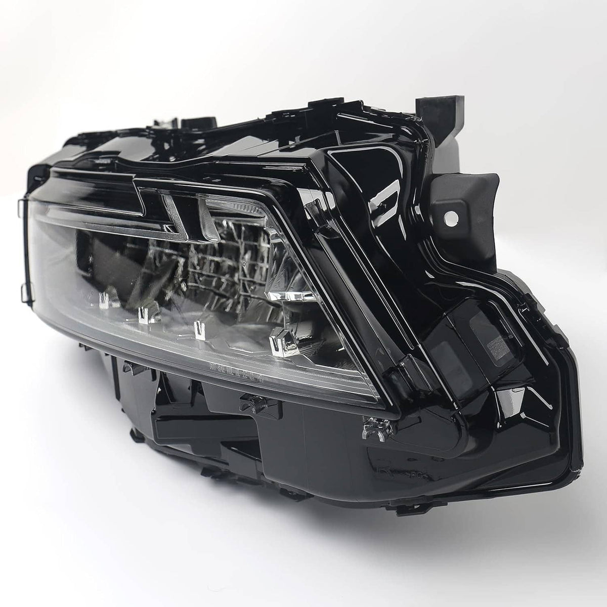 Solidspare Right Passenger Side LED Headlight 26010-6RR0A For 2021 2022 2023 Nissan Rogue