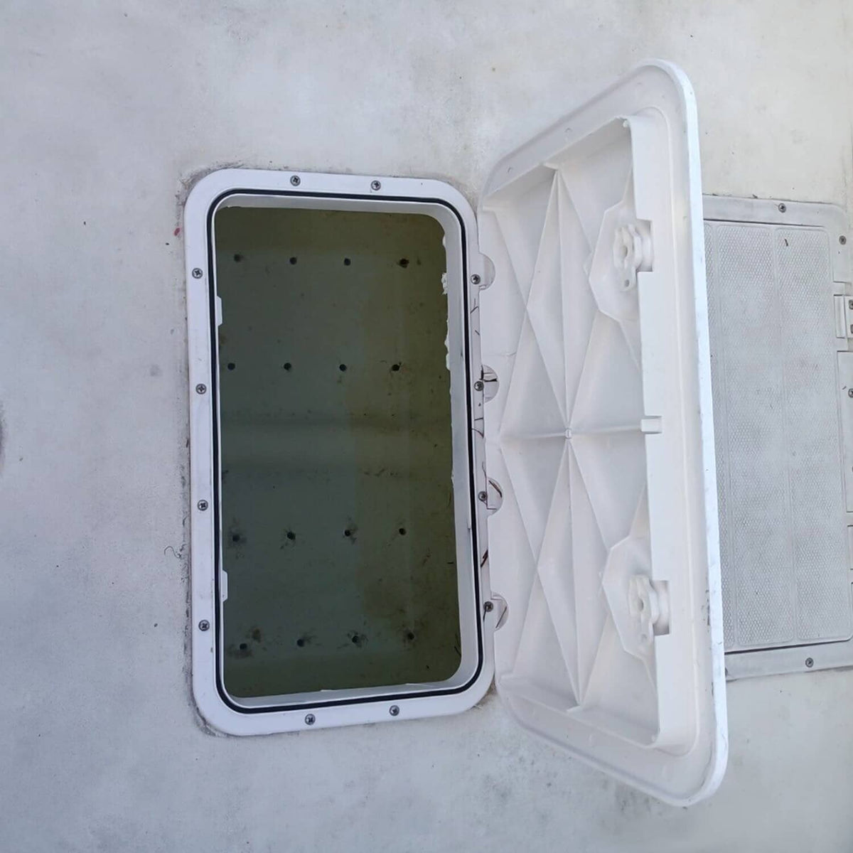 Solidspare 24"x14" Marine Boat Deck Hatch White Boat Access Hatch & Lid Easy installation