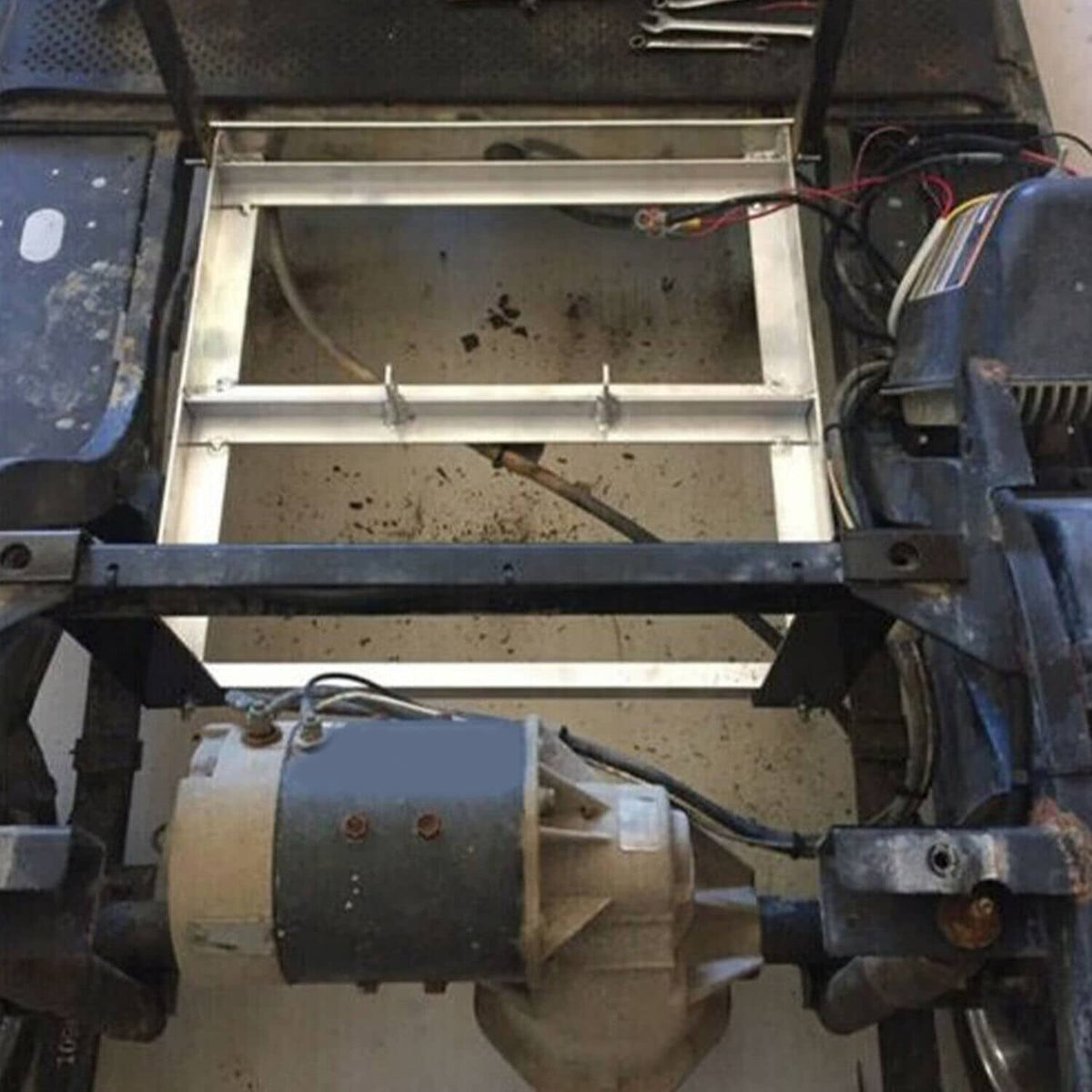 Solidspare GOLF CART 36V BATTERY TRAY ALUMINUM FOR EZGO TXT / MEDALIST 1994-2013