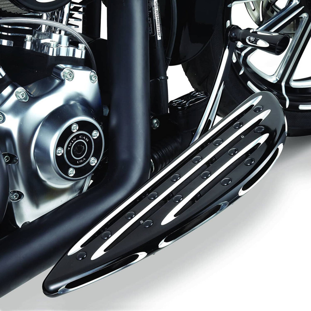 Solidspare Black Aluminum Driver Floorboard Foot Boards For Harley Road Glide King Softail