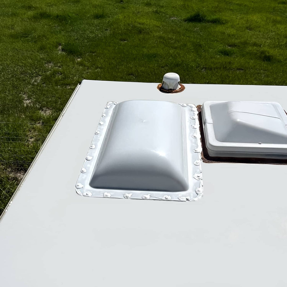 Solidspare RV Roof 18" X 26"  White Skylight Cover For Camper Skylight Truck UV Resistant