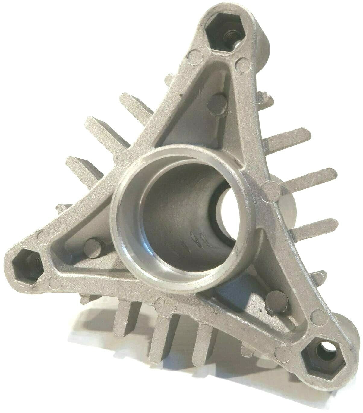 MANDREL HOUSING FOR AYP HUSQVARNA 128774 532128774 LT1000