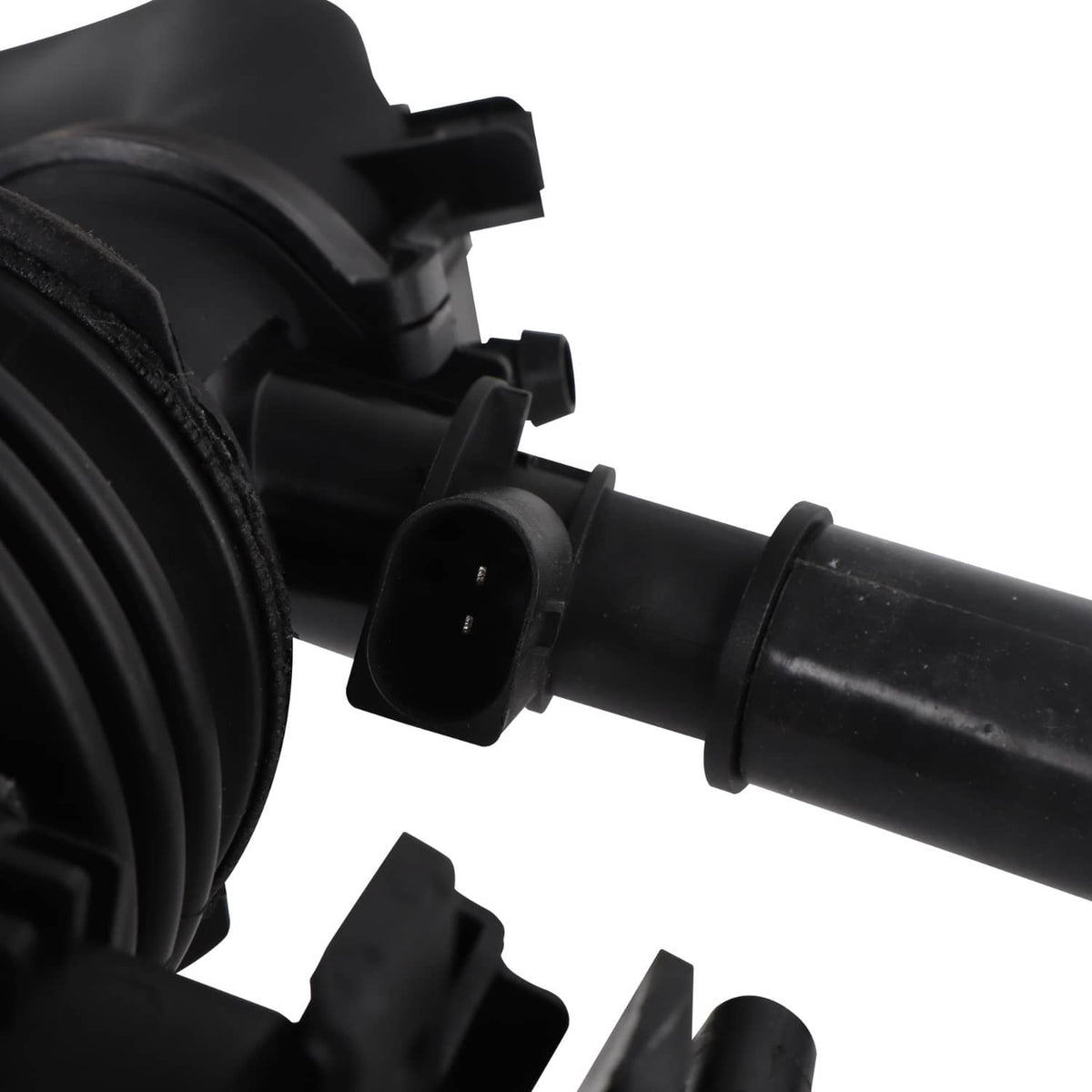 Solidspare Crankcase Breather Intake Line Fits Mercedes-Benz GLA250 CLA250 A2700900700
