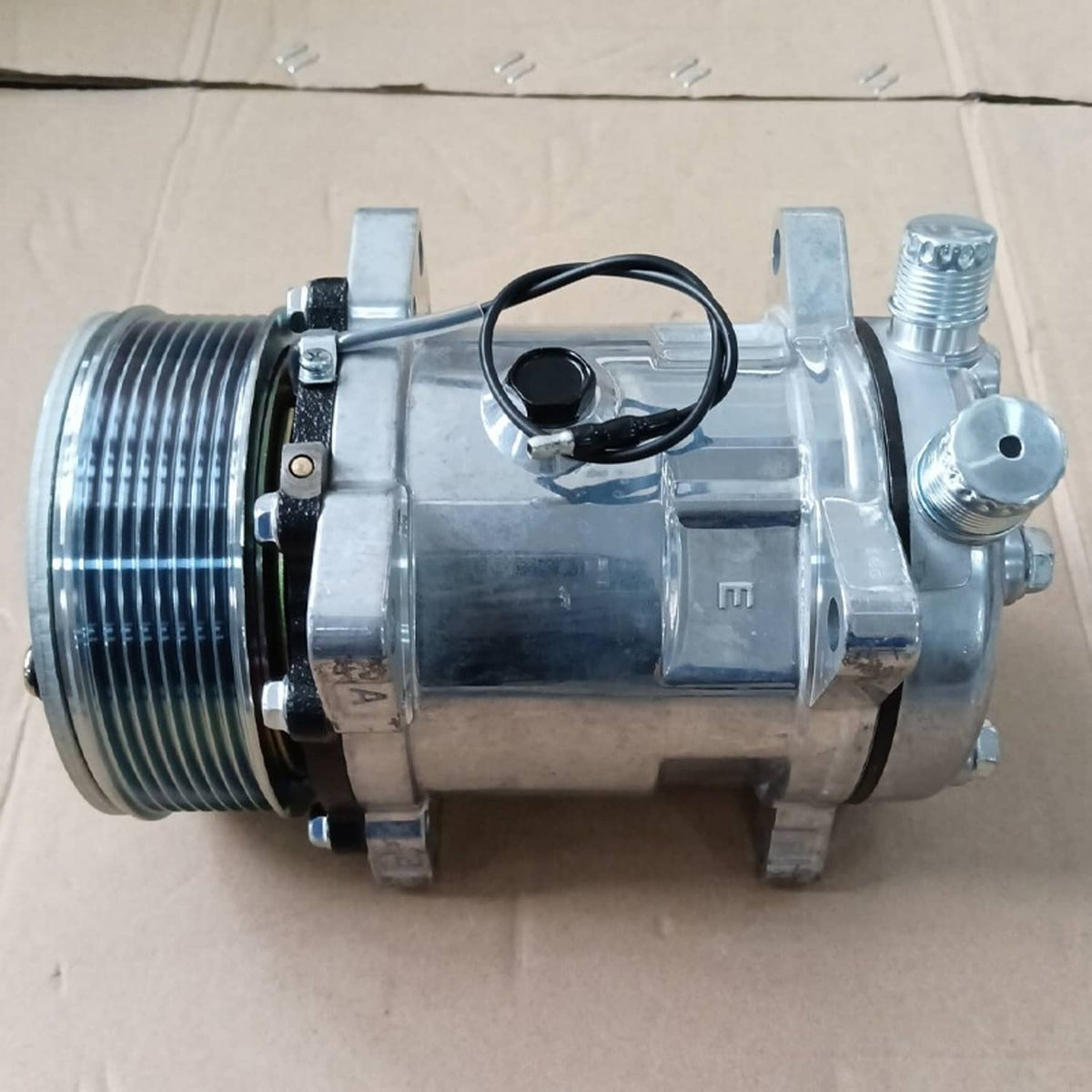 Solidspare AC Compressor w/ Clutch for Sanden 508 Style 8-Groove Serpentine Belt Aluminum