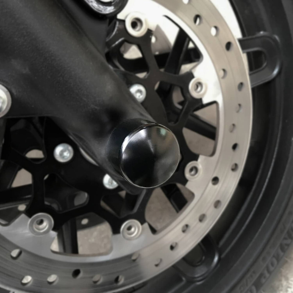 Solidspare Black Front Axle Cap Nut Covers For Harley Street Glide Road King Softail Dyna