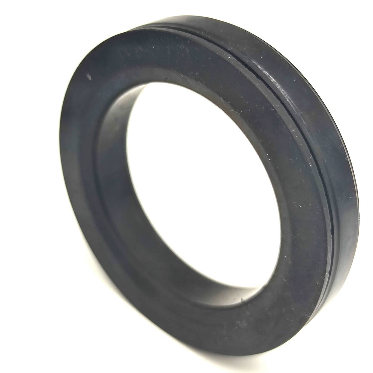 Solid Spare Oil Seal Fit for Kubota M7040 B7400 B7500 M5040 M5N M5140 6A320-56220