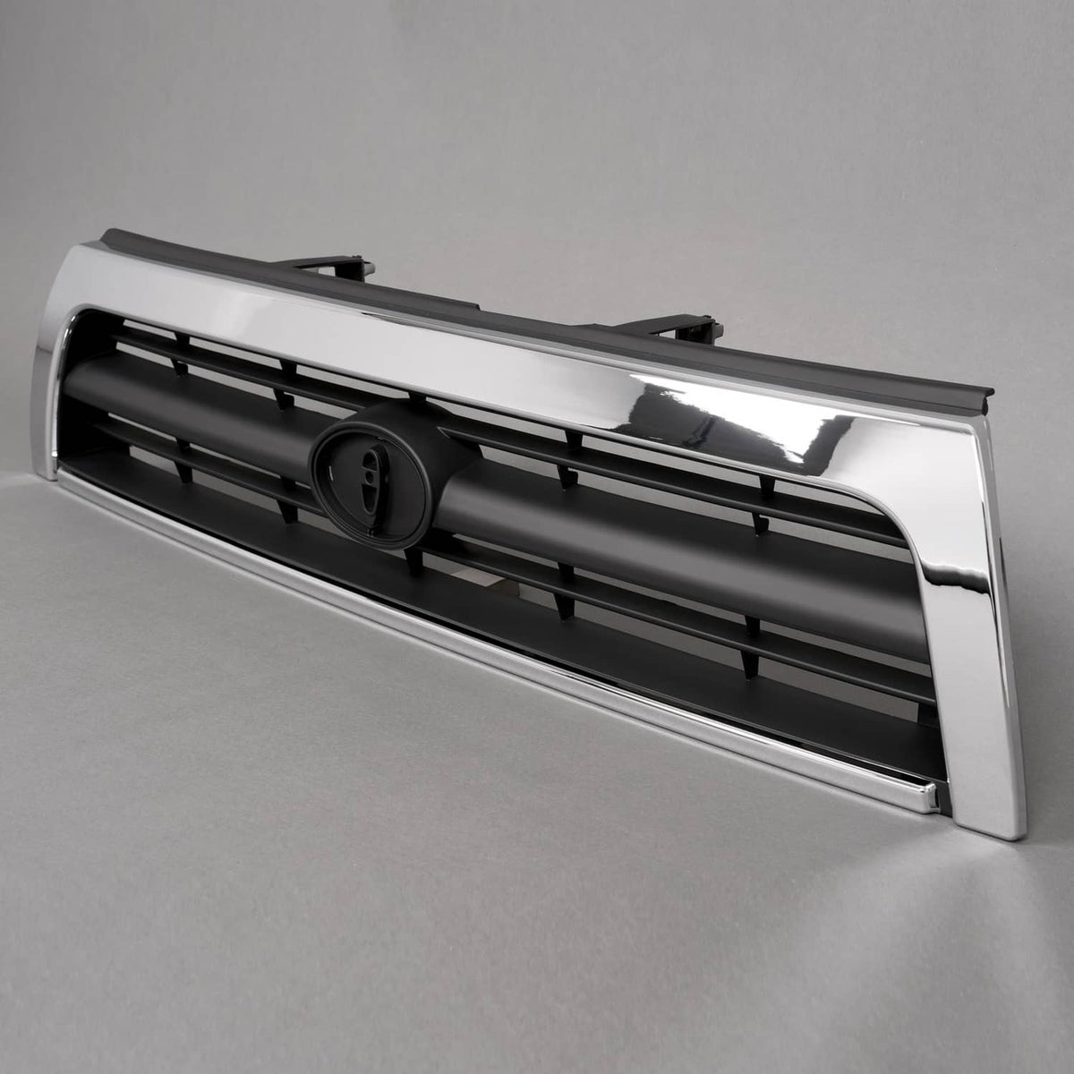 Solid Spare Grille Assembly For 1996-1998 Toyota 4Runner Chrome Shell With Emblem Base