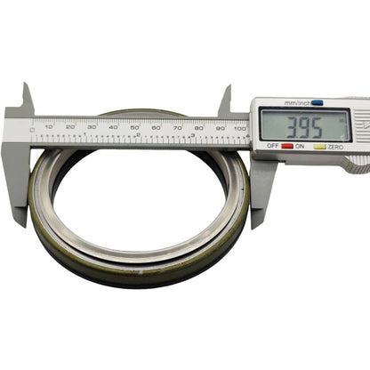 Solid Spare TC010-99600 Front Axle Case Chassis RH Seal for Kubota L2600DT L3000DT L3700SU