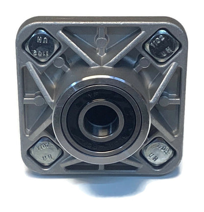 Front Wheel Hub Assembly & Bearings 1023577-01, 102357701 replaces OEM Club Car