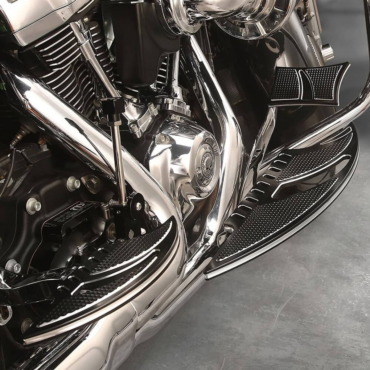 Solidspare Driver & Passenger Foot Floorboards Pegs Pedal Set For Harley Softail Touring