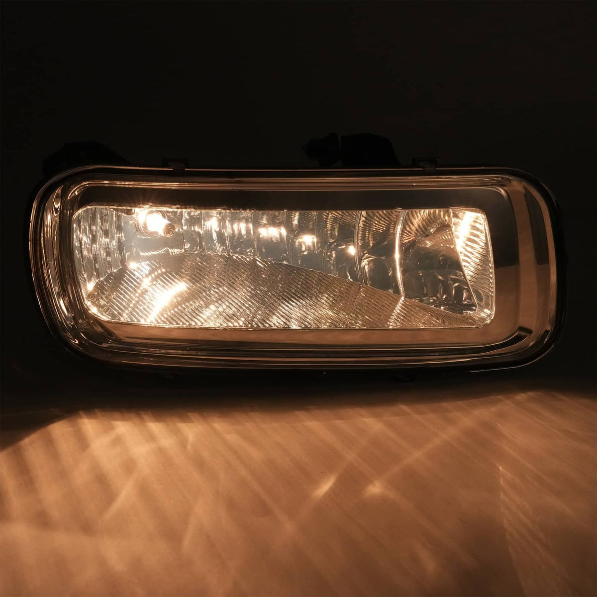 Solid Spare Fog Lights Assembly Clear Lens w/ Bulbs For 04-06 Ford F-150 06 Lincoln Mark LT