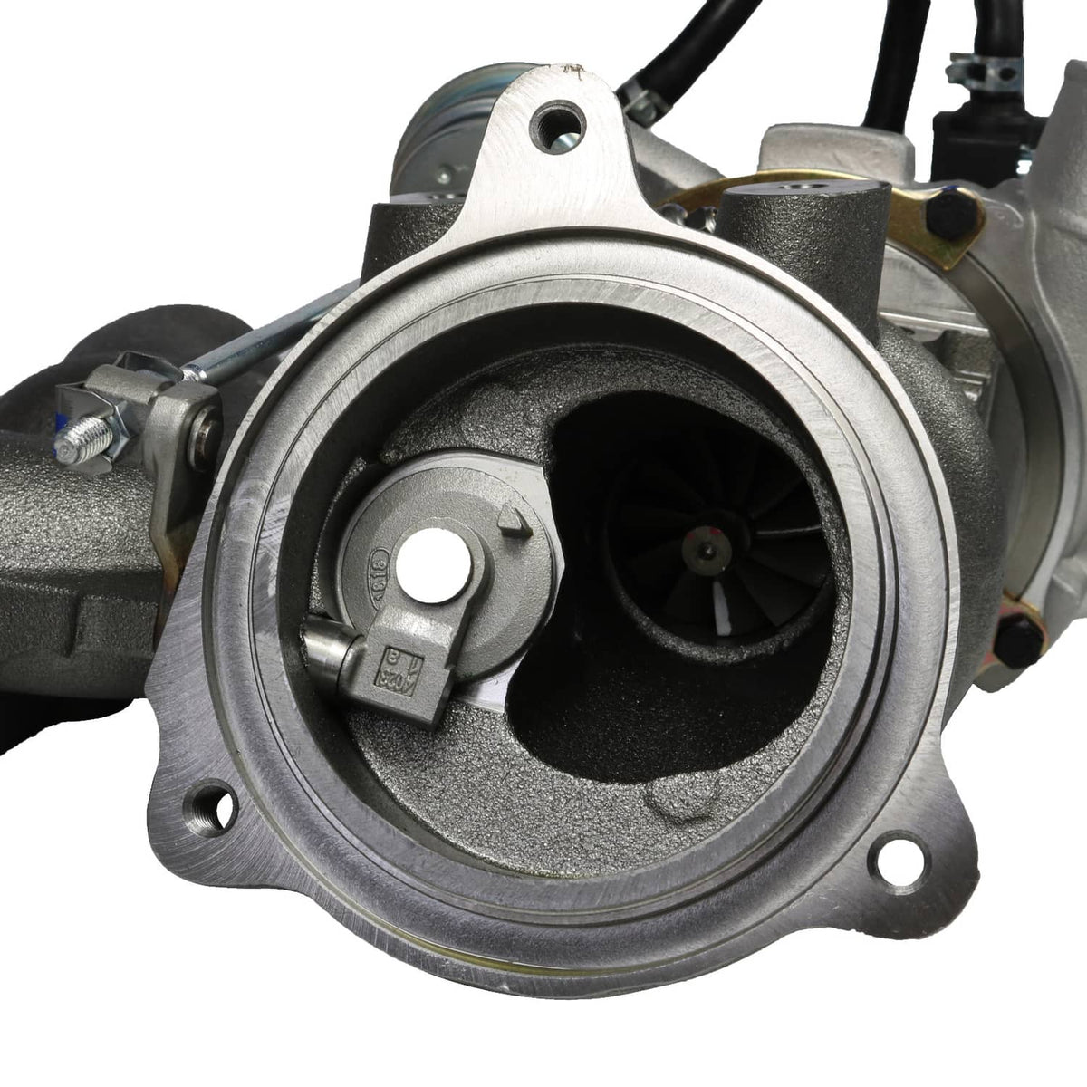 Solidspare Turbo Charger K03 For Land Rover Range Rover Evoque Discovery 2.0 14-17 LR066515