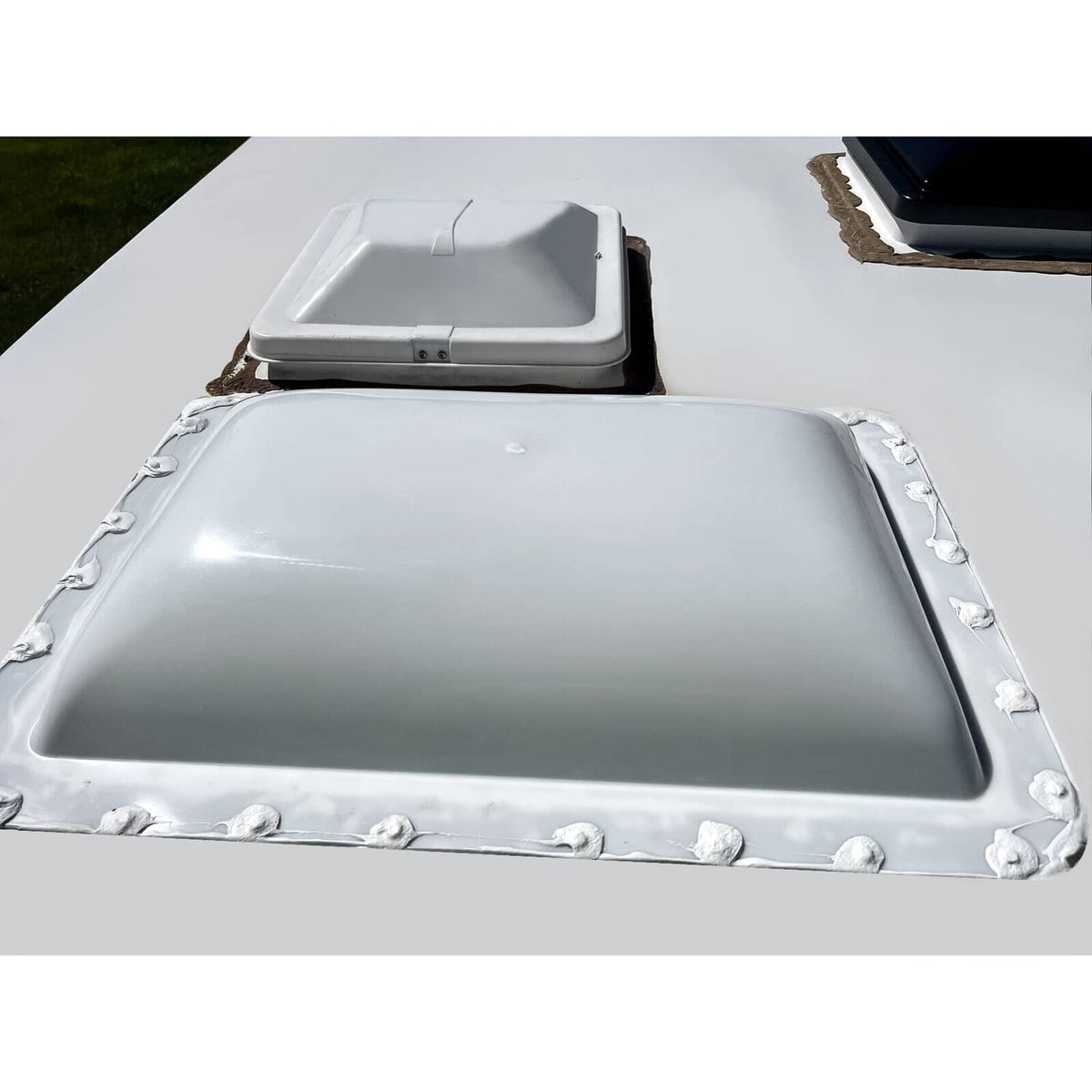 Solidspare RV Roof 18" X 26"  White Skylight Cover For Camper Skylight Truck UV Resistant