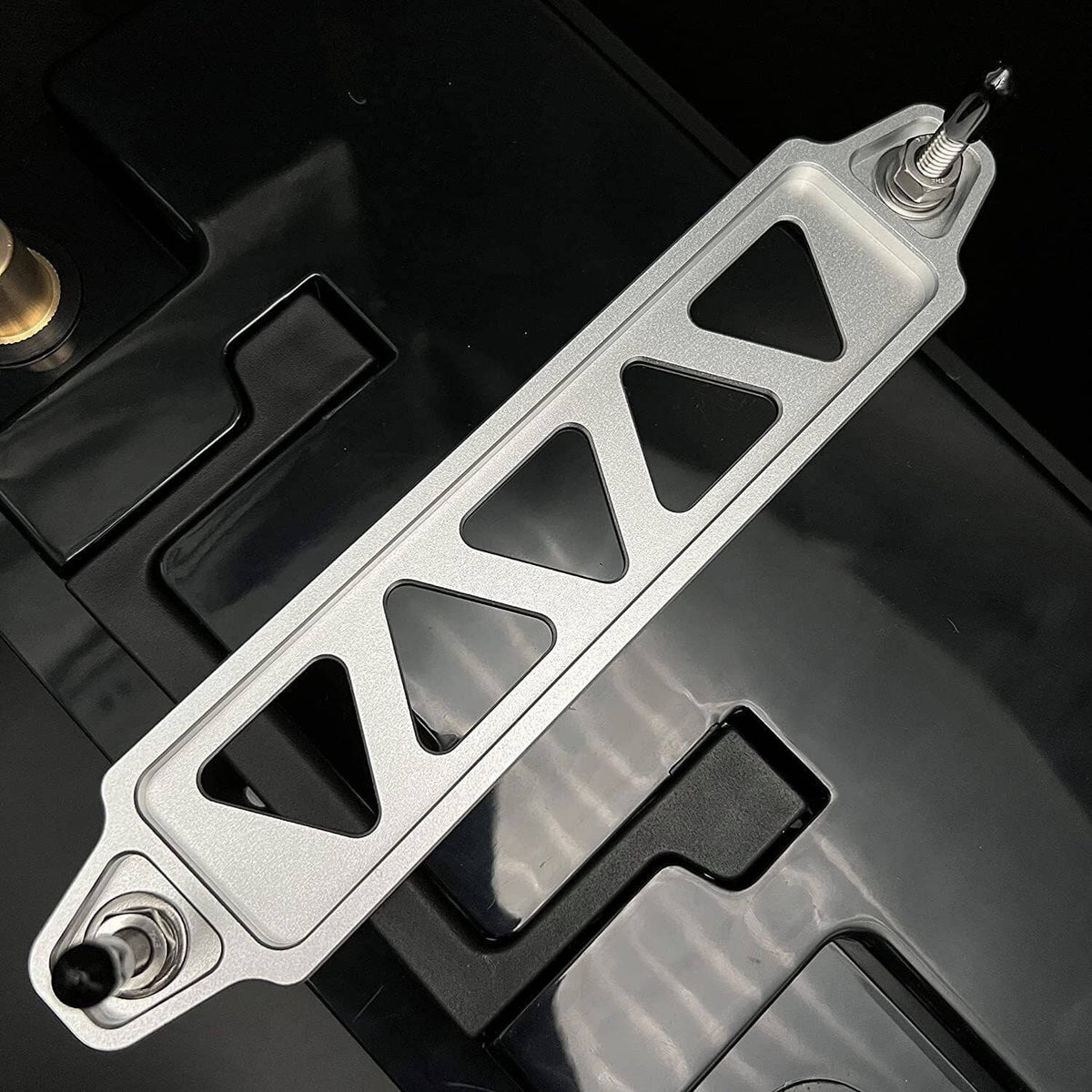 Solidspare Aluminum Car Battery Hold Tie Down Bracket Mount Kit with 10'' J-Hooks Bolts New