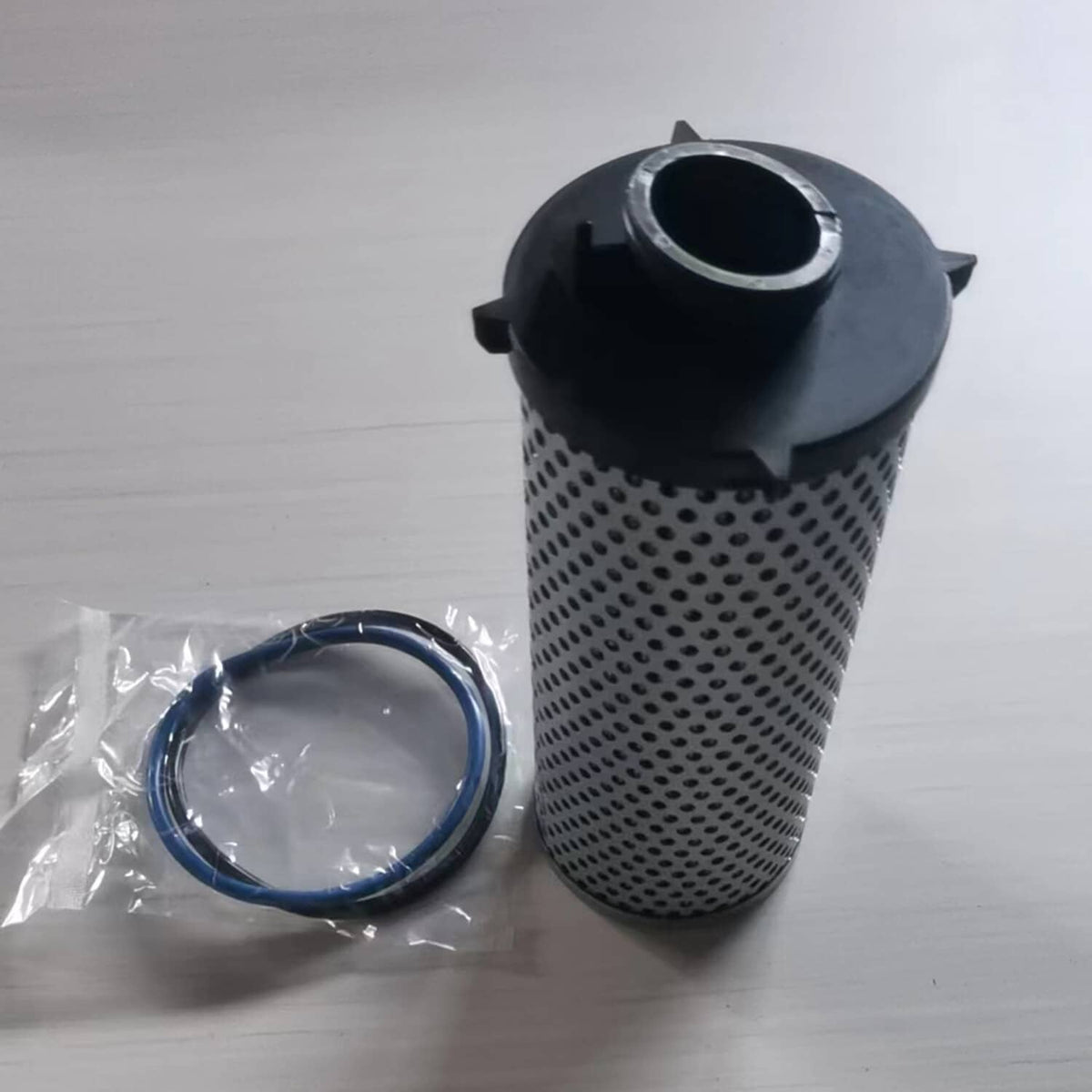 Solid Spare Fit for Bobcat Hydraulic Oil Filter 7414581 w/ O-Rings