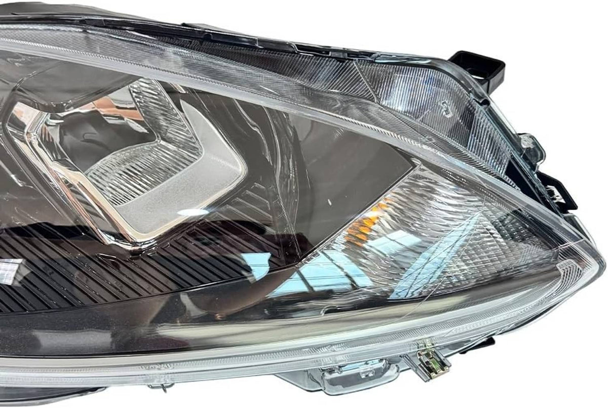 Solidspare Halogen Headlight Headlamp with Bulb Right Side For 2020-2022 Ford Escape S/SE