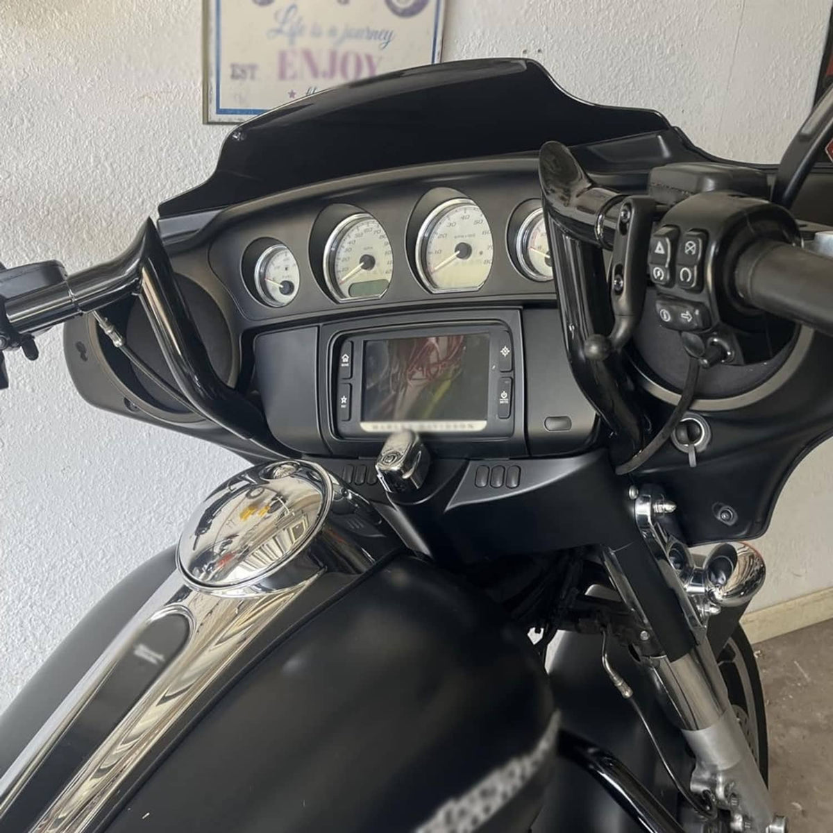 Solidspare Pre-Wired 10" Meathook Handlebars For Harley Electra Glide Ultra Classic 14-19
