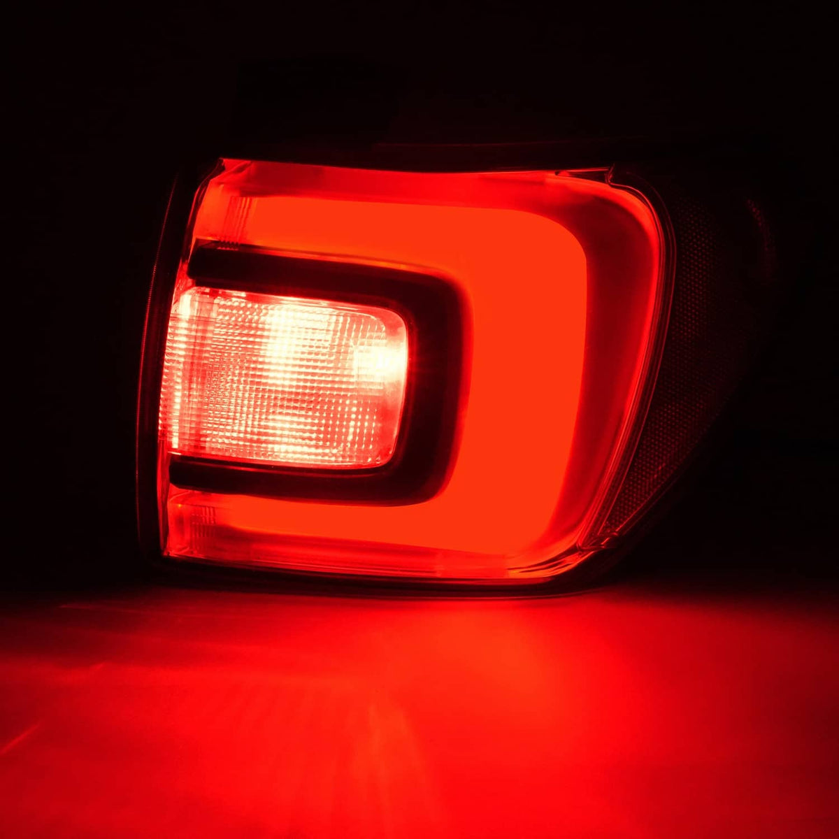 Solid Spare For 2017 2018 2019 GMC Acadia LED Tail Light Assembly Outer Right Passenger Side