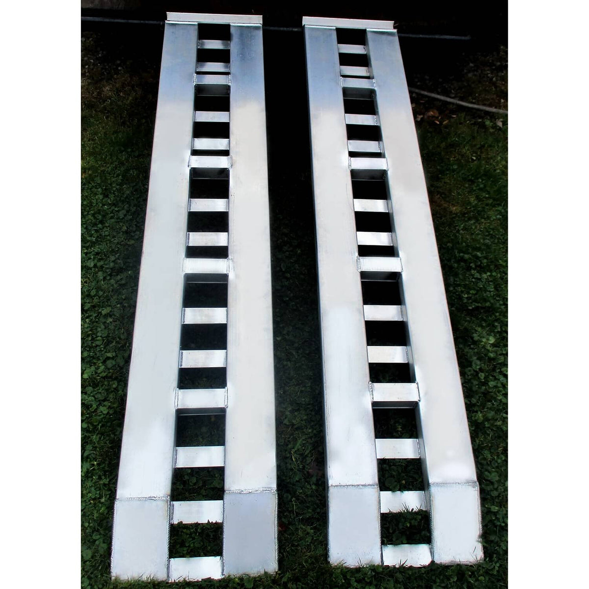 Solidspare 2Pcs 80"×15" 6000Lbs Car Trailer Ramps Truck Hook End Knife 1 Pair, Aluminum