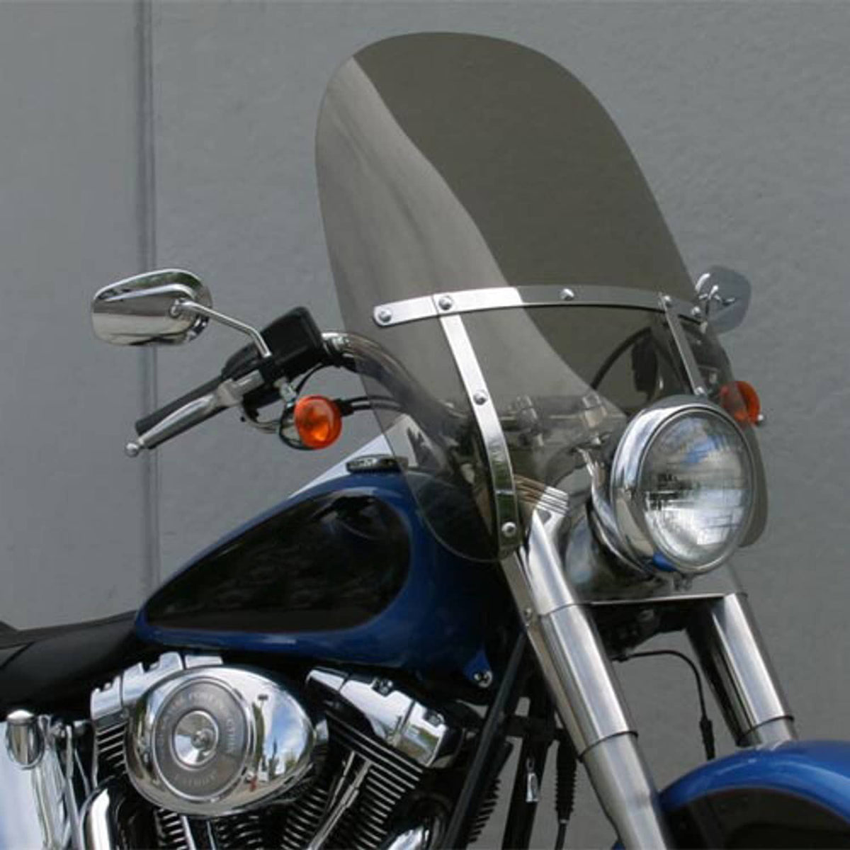 Solidspare Smoke Windshield W/ Bracket For Harley Road King Classic Freewheeler 1994-2024