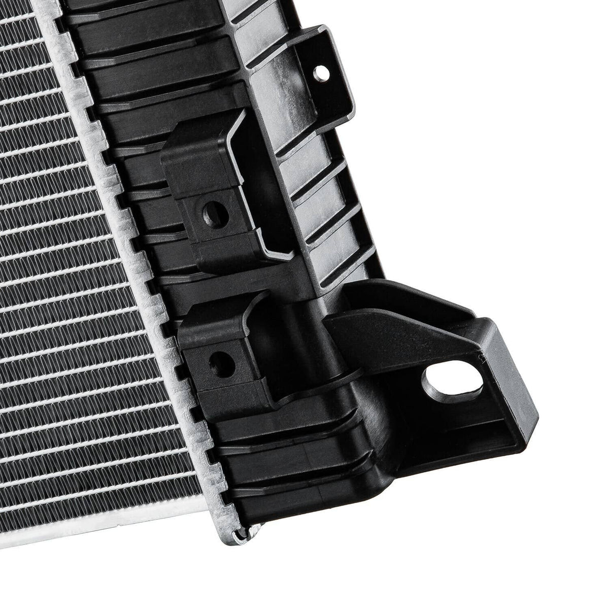 Solidspare 13510 Radiator For 15-20 Ford F150 3.5L 5.0L 18-21 Expedition Lincoln Navigator