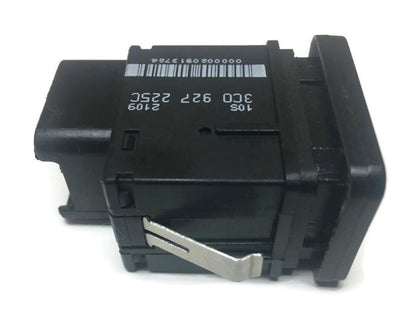 EPB / PARKING BRAKE SWITCH 3C0 927 225B, 3C0927225B for VW Volkswagen Passat