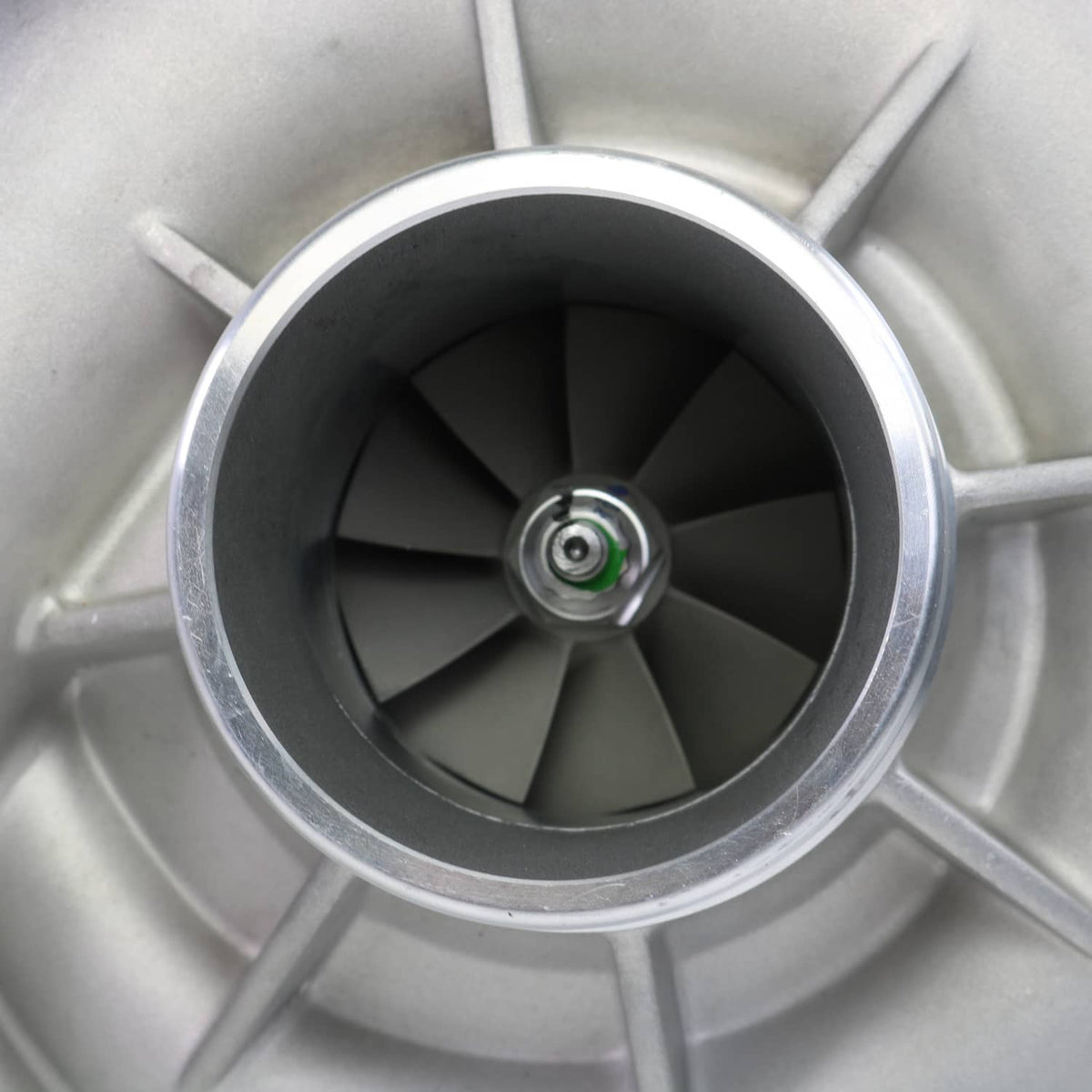 Solidspare Turbocharger GTP38 FIT Ford F-250 F-350 F-450 F-550 Super Duty 7.3L Diesel 99-03